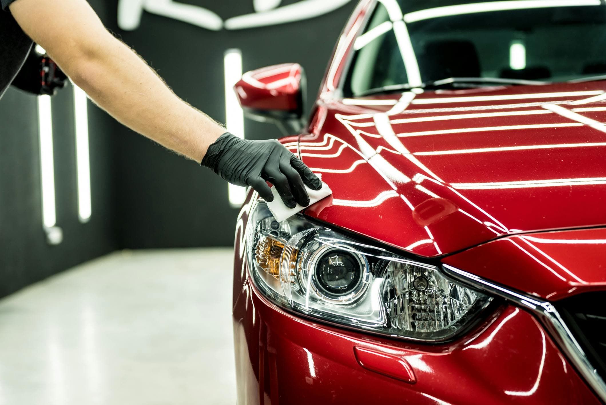 Pintura Automotiva em Maricá: Tecnologia de Ponta para Deixar Seu Carro Zero de Novo